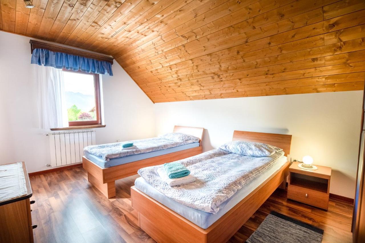 Holiday Apartment Pika Bovec Esterno foto