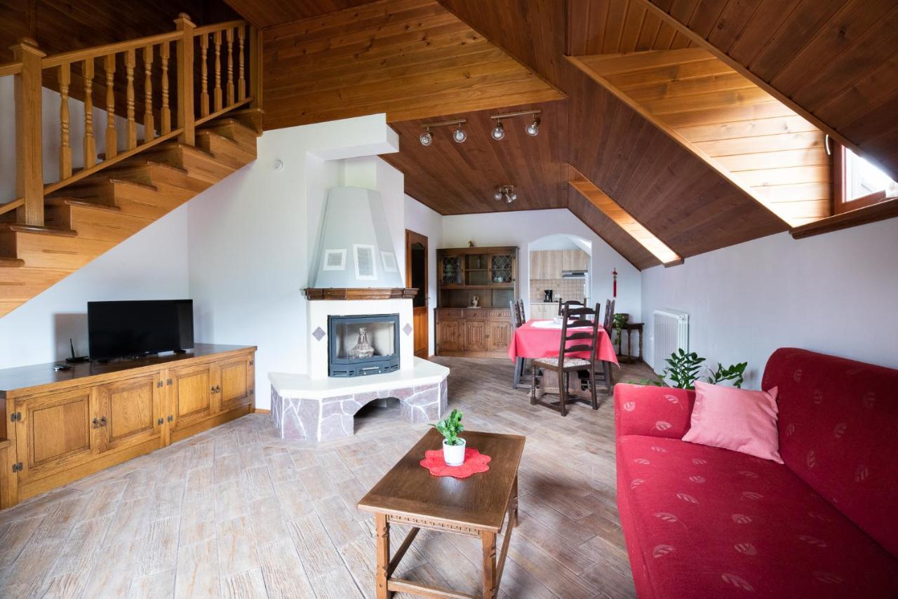 Holiday Apartment Pika Bovec Esterno foto