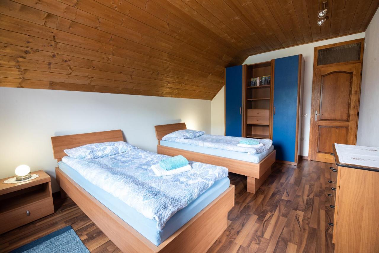Holiday Apartment Pika Bovec Esterno foto