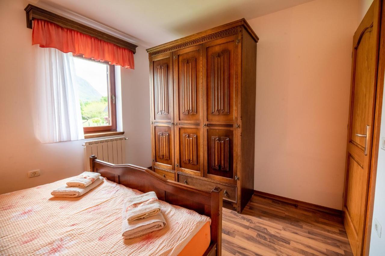 Holiday Apartment Pika Bovec Esterno foto