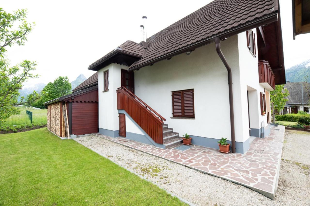 Holiday Apartment Pika Bovec Esterno foto